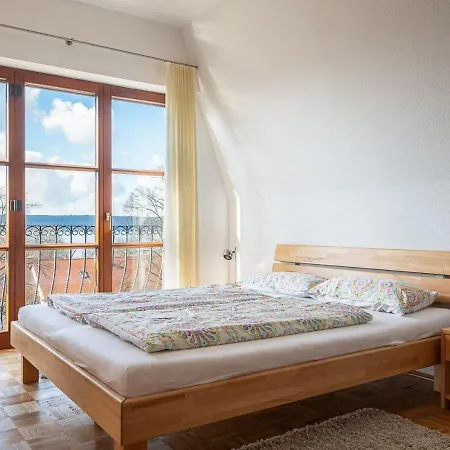 Ferienhaus-la-perla-apartment-seeblick * Uberlingen
